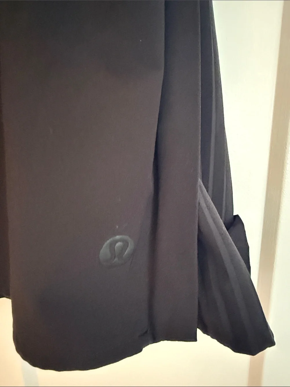 lululemon Peek Pleat High-Rise Tennis Skirt Skort Black - women’s Size 14